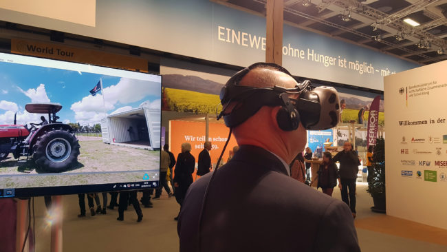 virtual-reality-berlin-germany-11-650x366.jpg
